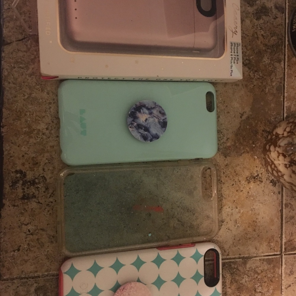 iPhone 7 Plus cases - Picture 3 of 4
